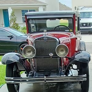 Meet your Posher, Lcarlos